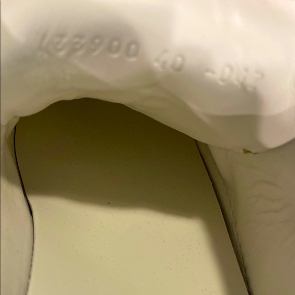 Gucci Strawberry Print Sneakers - Picture 8 of 11